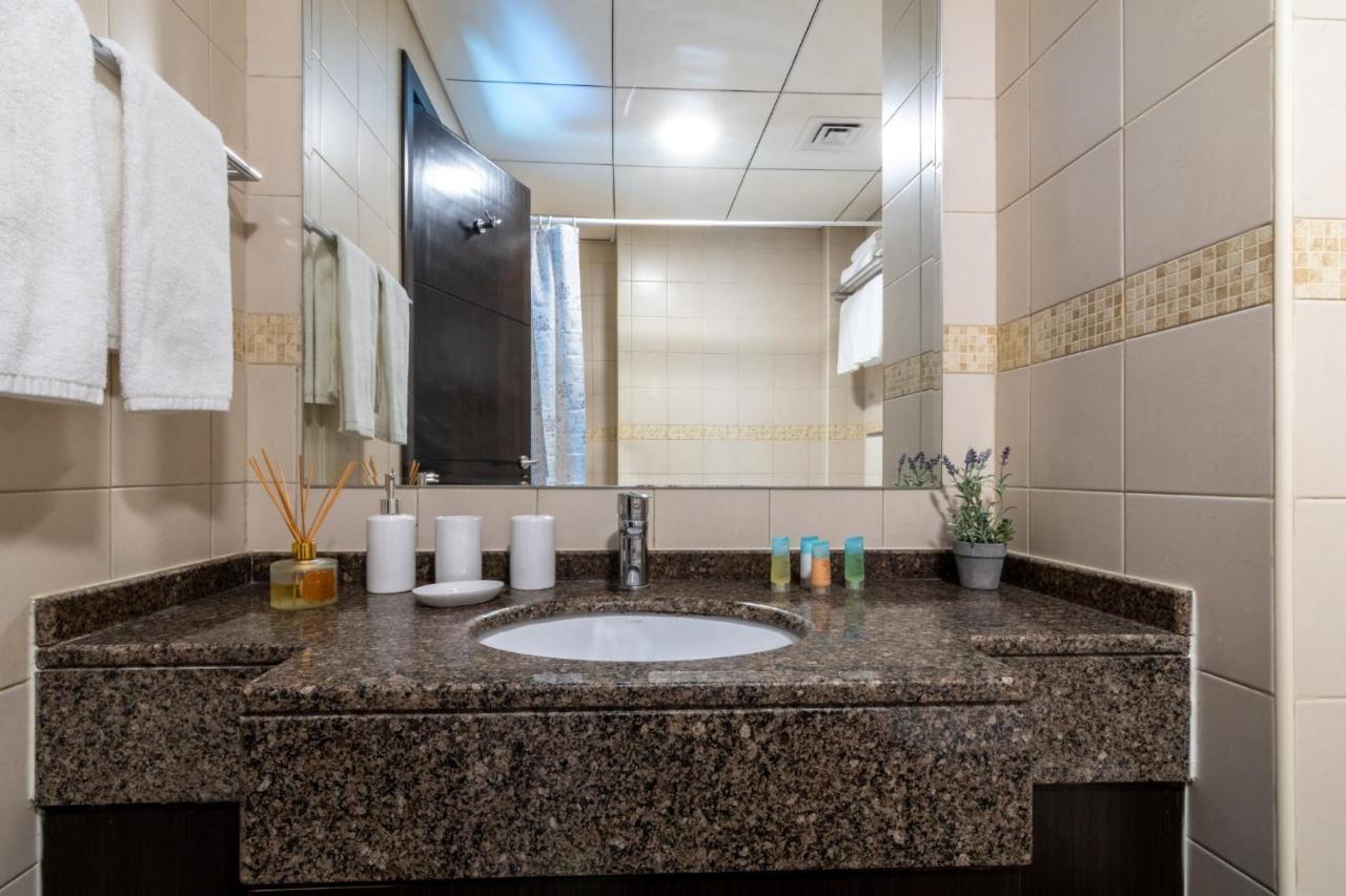 The Smart Concierge - Bay Central Dubai Bagian luar foto