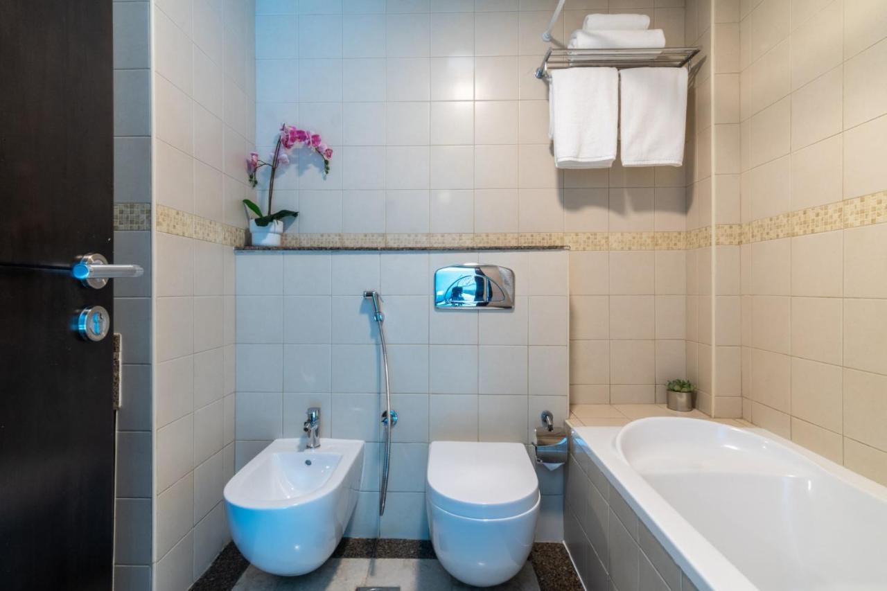 The Smart Concierge - Bay Central Dubai Bagian luar foto