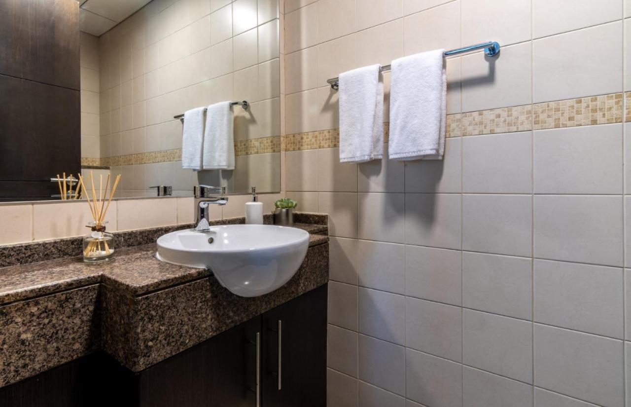 The Smart Concierge - Bay Central Dubai Bagian luar foto